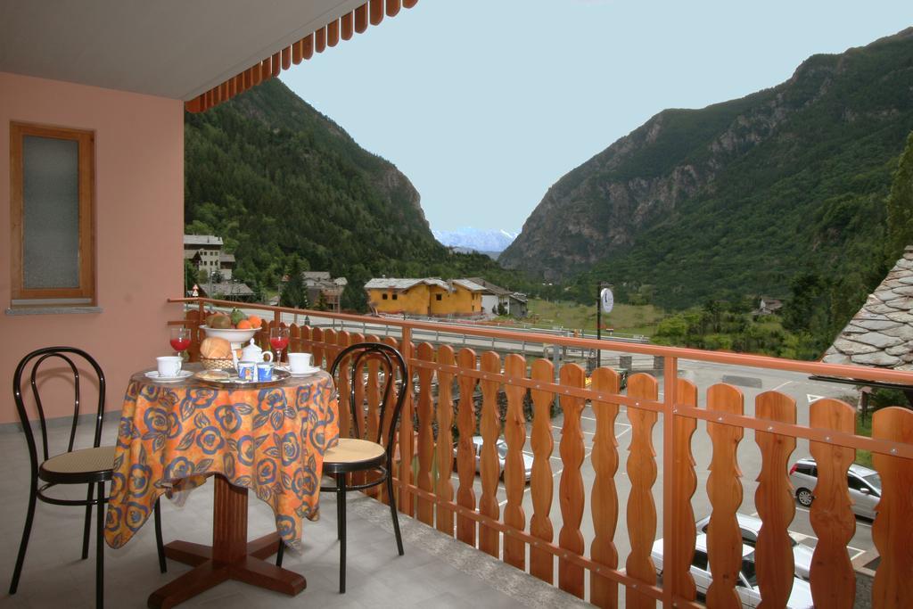 Hotel Dama Bianca Valtournenche Pokoj fotografie